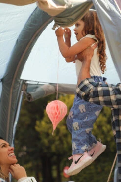 Vango Airbeam Vango Castlewood Air 800XL Tent Package (2023) 24 Vango Airbeam Vango Castlewood Air 800XL Tent Package (2023) -Cheap Camping Shop castlewood air 800xl lo 2023 6