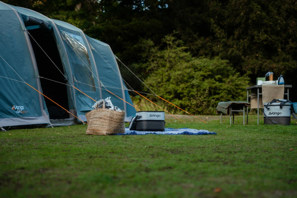 Vango Airbeam Vango Castlewood Air 800XL Tent Package (2023) 11 Vango Airbeam Vango Castlewood Air 800XL Tent Package (2023) - Image 11